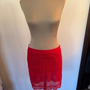 Club Monaco skirt, size 6, red, crochet/eyelet